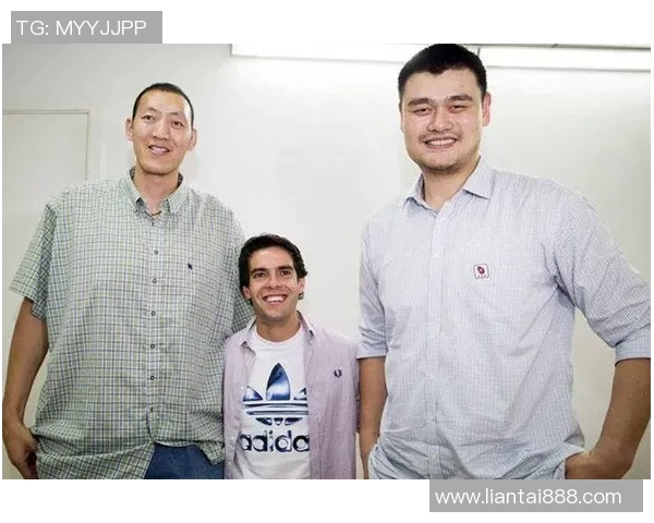 姚明因身高与球技被称为篮球巨人外号背后的故事与影响