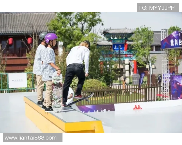 广州滑板队与成都滑板队赛后战术分析与复盘探讨 广州滑板队与成都滑板队赛后战术分析与复盘探讨