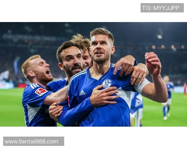 沙尔克04德甲垫底，难求一胜形势堪忧